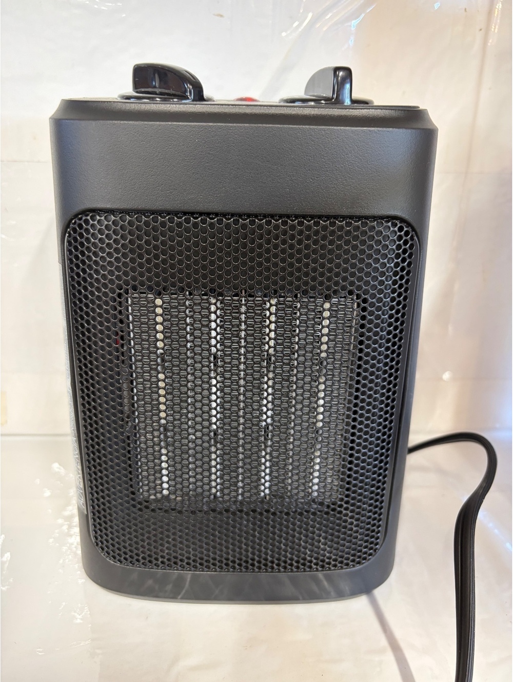 Mainstays 1500 Watt Ceramic Fan-Forced Heater Black